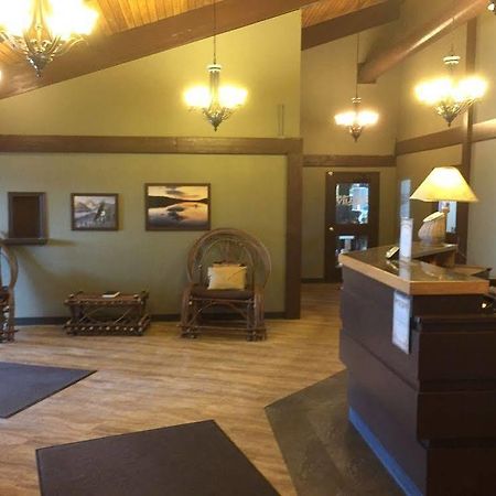 Logan Lake Lodge ภายนอก รูปภาพ